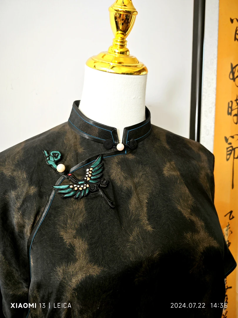 《雨点.知》私人制定香云纱旗袍