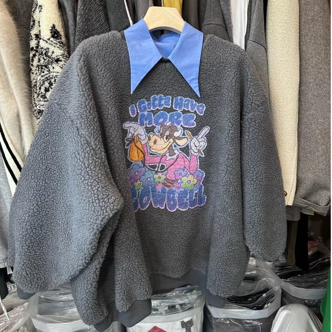 秋冬季新款羊羔绒毛衣卫衣卡通印花宽松百搭加绒可爱设计感长袖