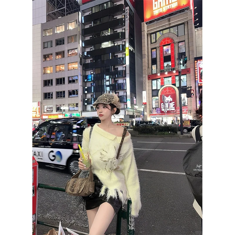 慵懒风软糯针织衫毛衣女秋冬新款复古露肩设计上衣半身裙两件套