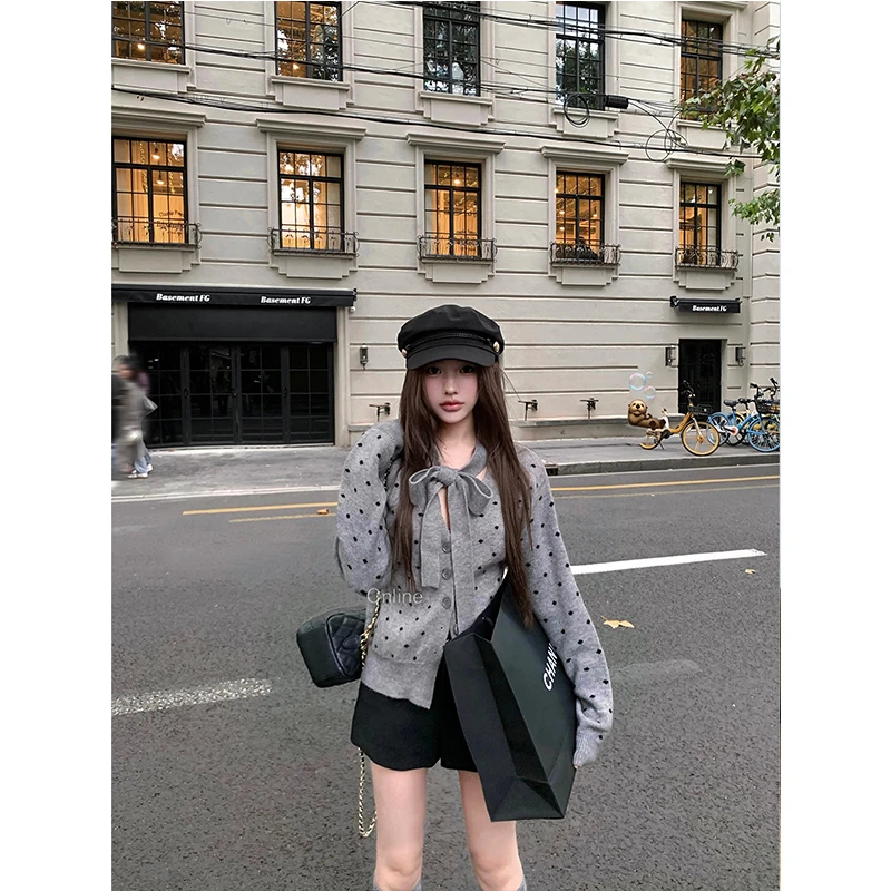 挚爱波点  高级设计感绑带蝴蝶结v领针织开衫亮片半身裙两件套