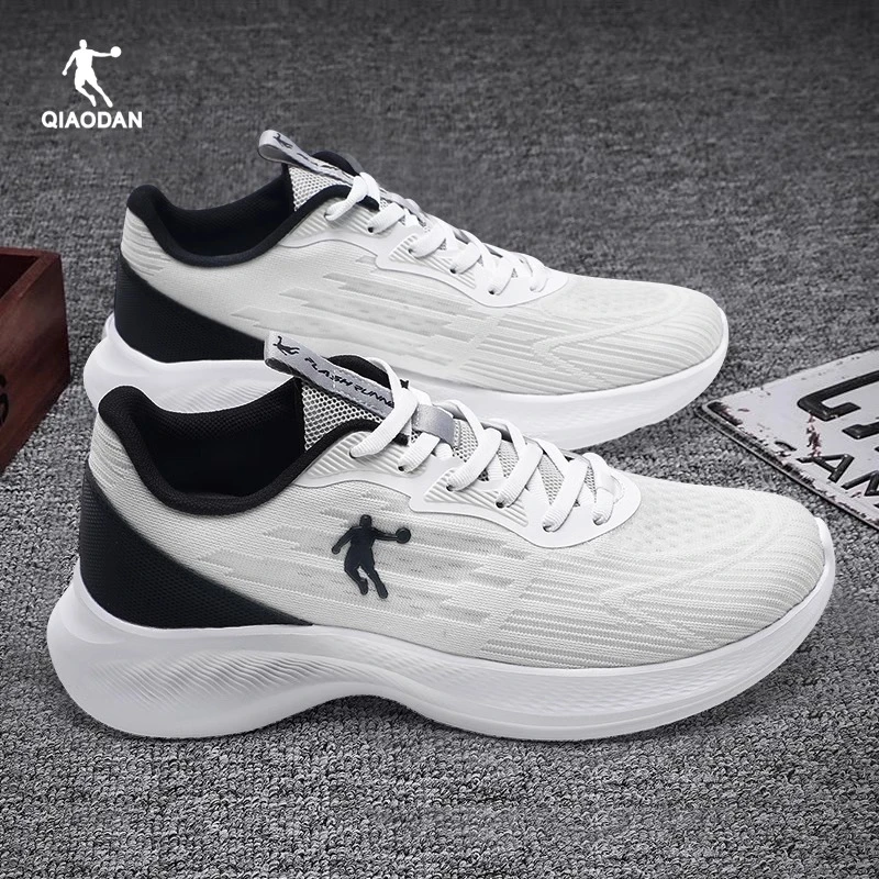 乔丹男鞋运动鞋2025冬季新款网面透气休闲鞋子轻便减震跑步鞋男款