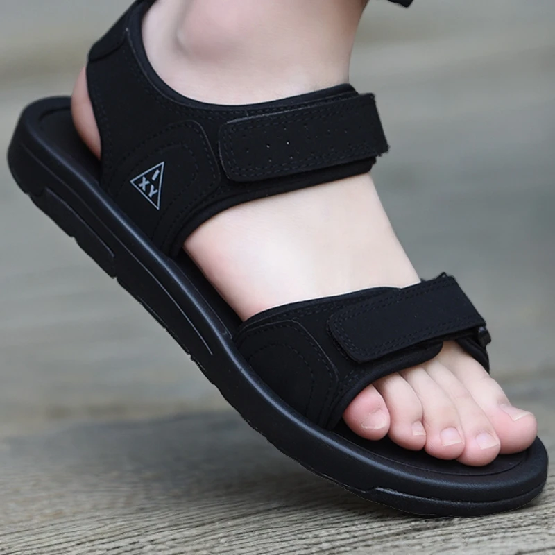 夏季情侣沙滩鞋软底户外休闲防滑青少年中学生不臭脚开车皮凉鞋男