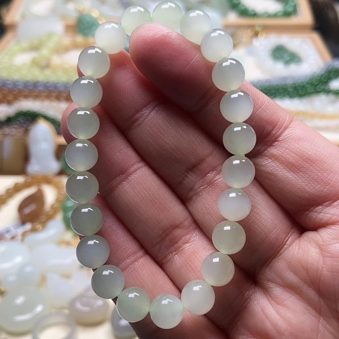 和田玉手链卡8未镶嵌