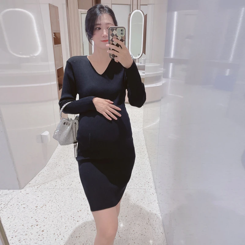 小个子辣妈孕妇针织连衣裙修身黑色打底裙短款长袖秋冬黑色包臀裙
