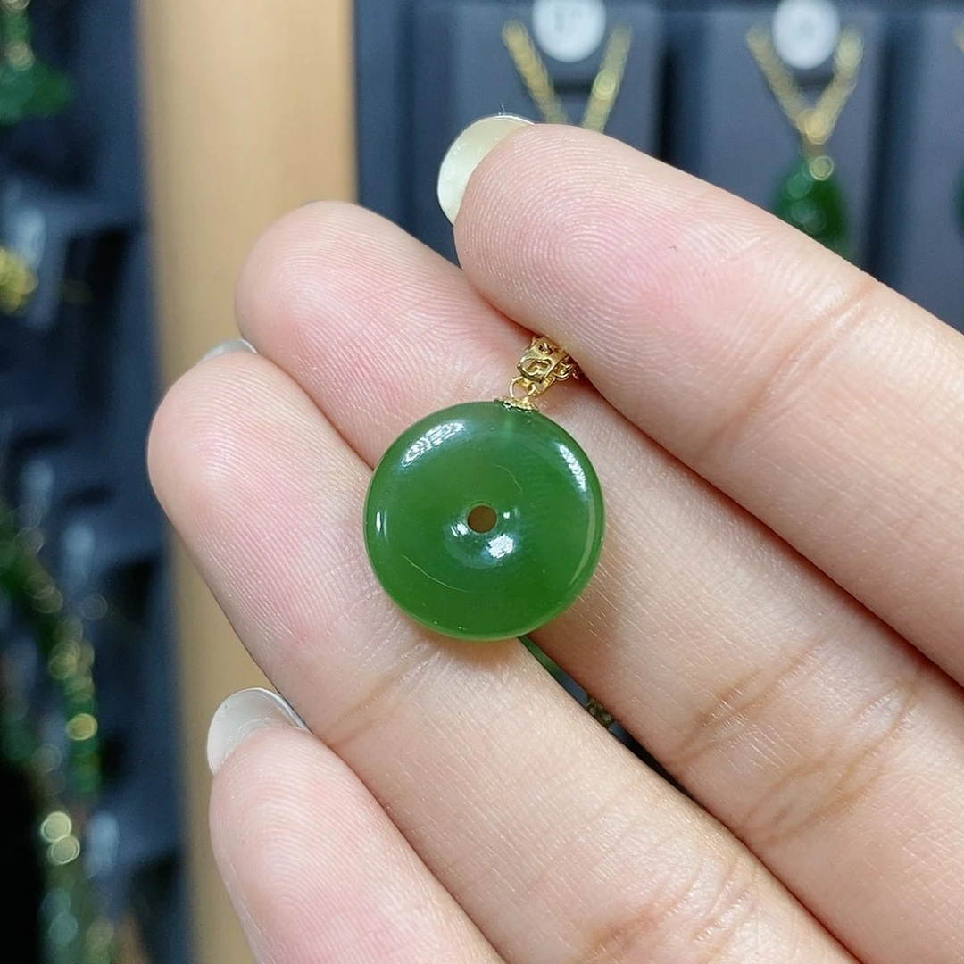 和田玉（碧玉）颈饰18K金镶嵌