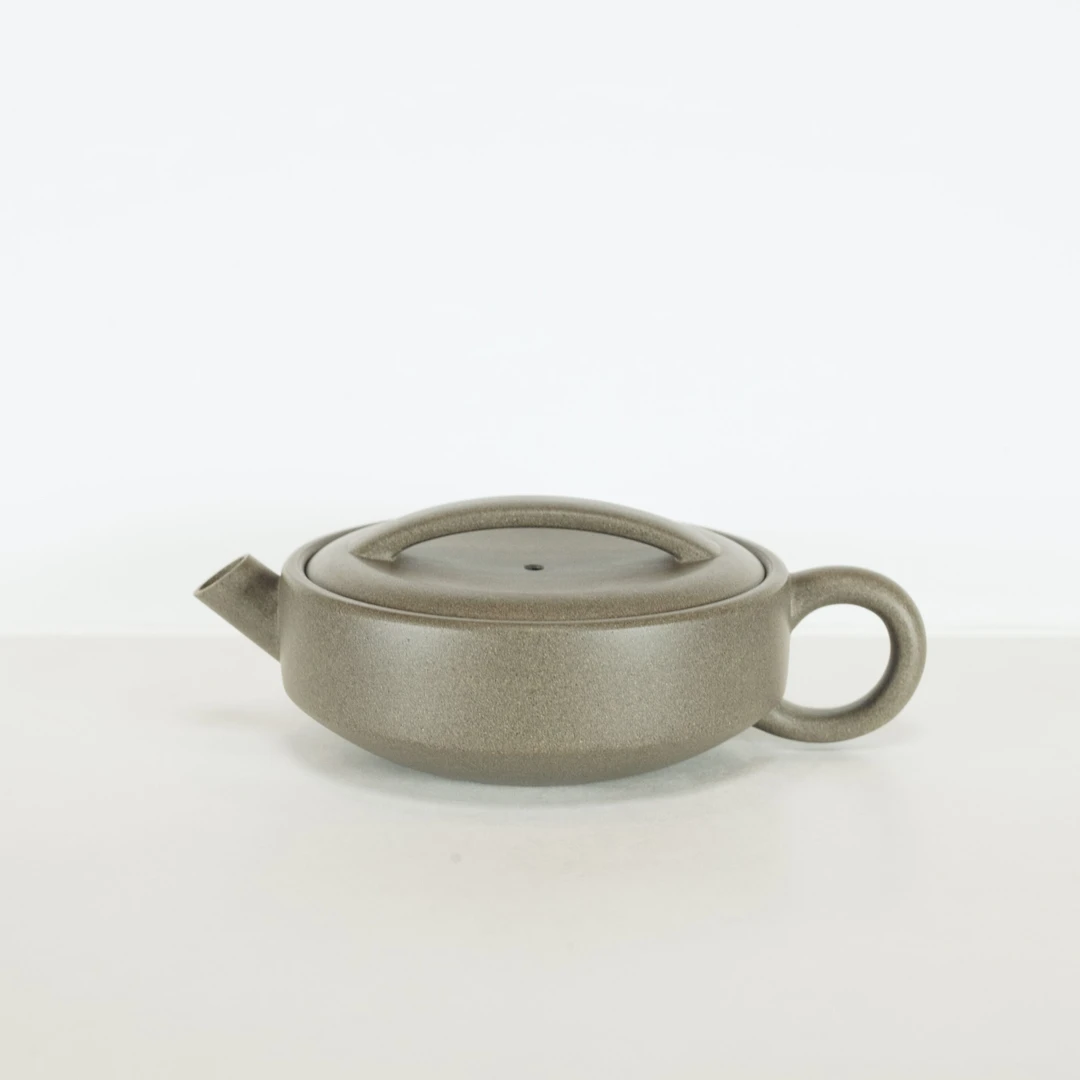 一粒砂【兔年纪念版】原矿青段120cc宜兴紫砂壶