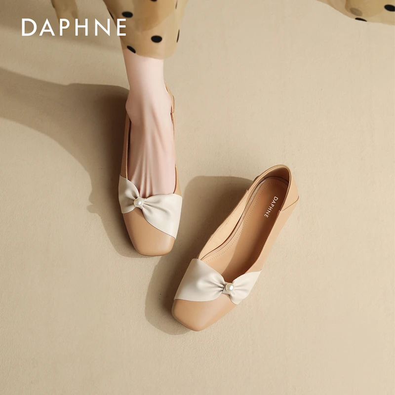 达芙妮真皮单鞋女低跟2025春季新款玛丽珍鞋女浅口方头软皮小皮鞋