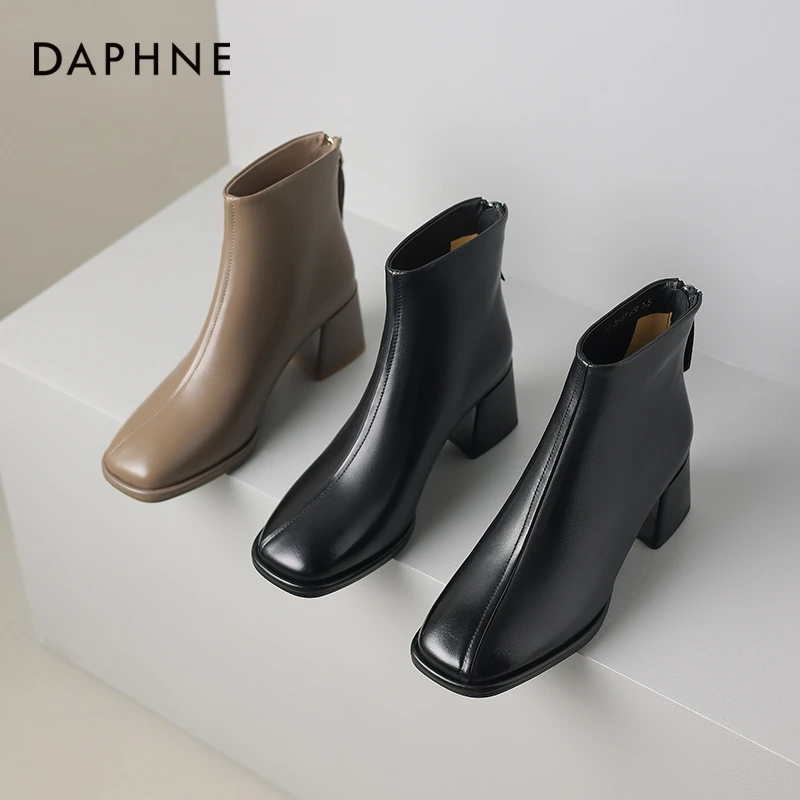 达芙妮真皮短靴女2023年秋冬新款瘦瘦靴平底加绒女靴英伦马丁靴