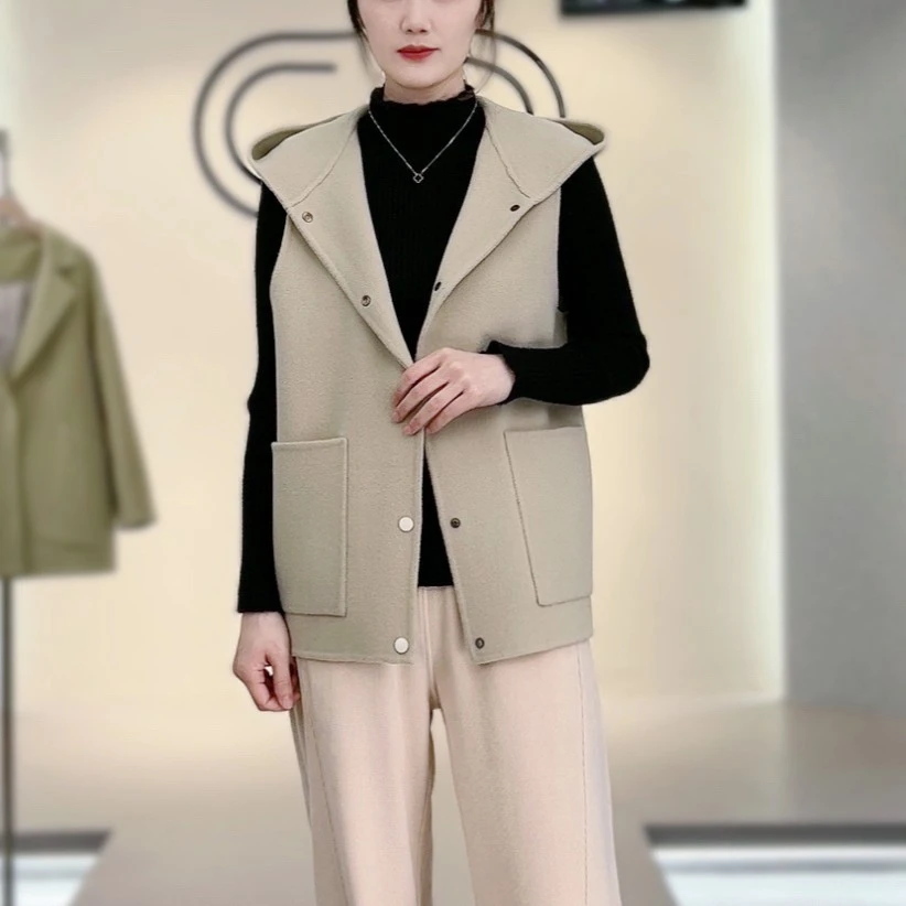 彩搭N325--2024新款百搭时尚显瘦手工缝制连帽双面呢羊毛马甲4.12