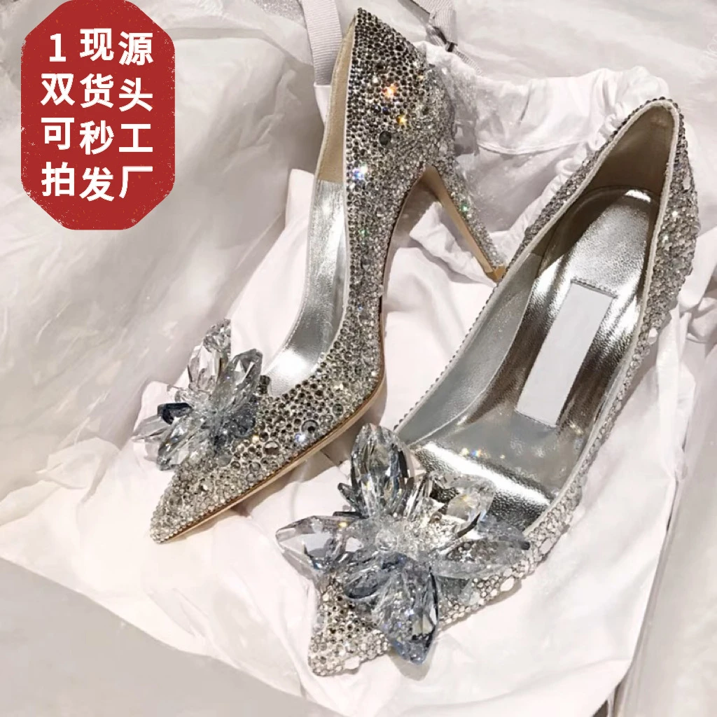 2023年新款法式婚鞋新娘鞋主婚纱公主水晶鞋女结婚水钻细跟高跟鞋