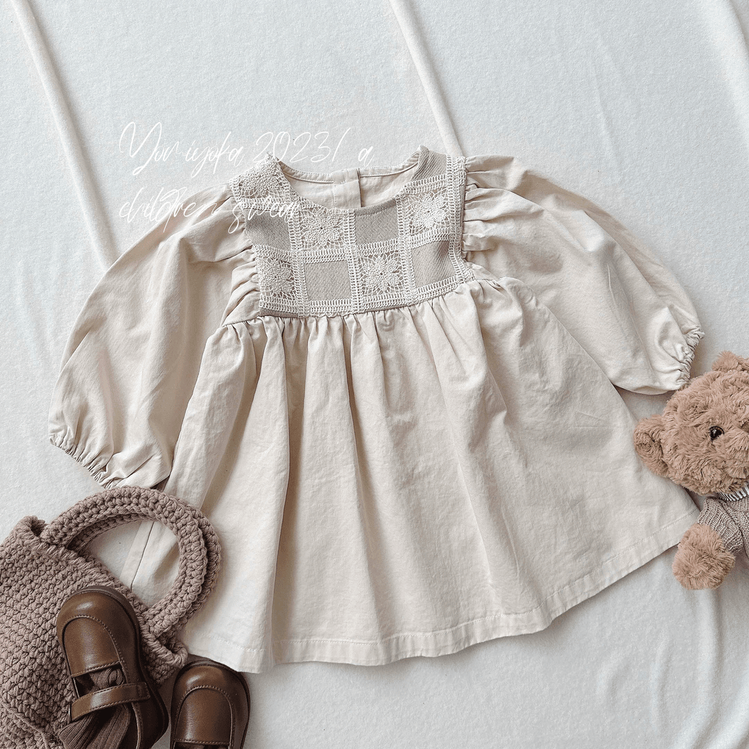 【现货】优米优卡YOMIYOKA-8028 童装秋格子蕾丝连衣裙  星妈好物