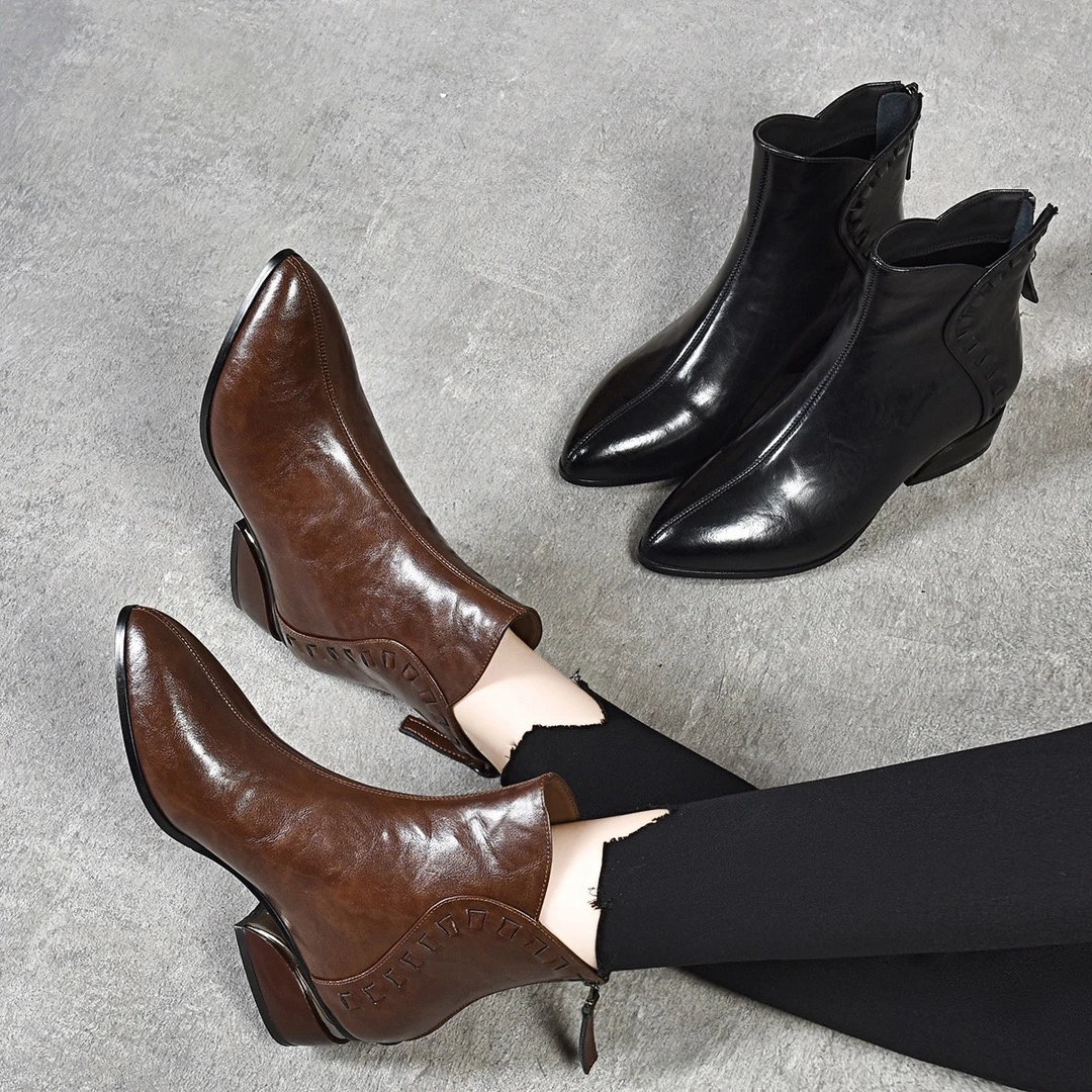 2024秋冬时尚牛皮短靴气质百搭真皮粗跟女士尖头新款女士裸靴加绒