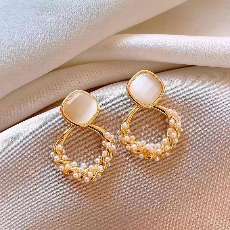 高级轻奢耳环耳饰设计耳钉时尚气质