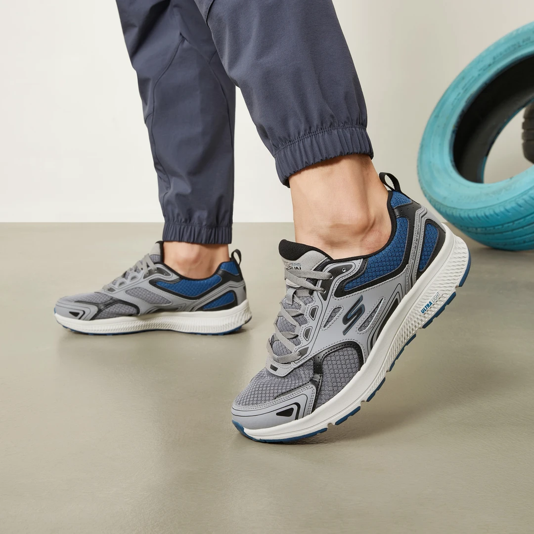 Skechers斯凯奇男跑步鞋舒适透气耐磨休闲鞋时尚绑带运动鞋220081
