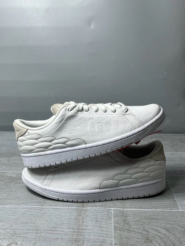 41码 9新/air jordan1灰白/板鞋 公价889
