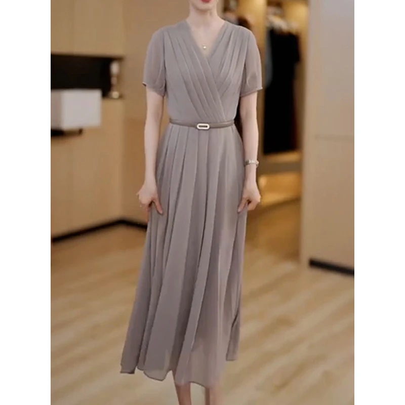 送腰带!高端休闲风纯色V领连衣裙2025夏季新款气质优雅短袖A字裙