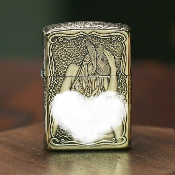 ZIPPO/之宝打火机  牛仔女郎 盔甲机 浮雕立体工艺气质 DY9913FD