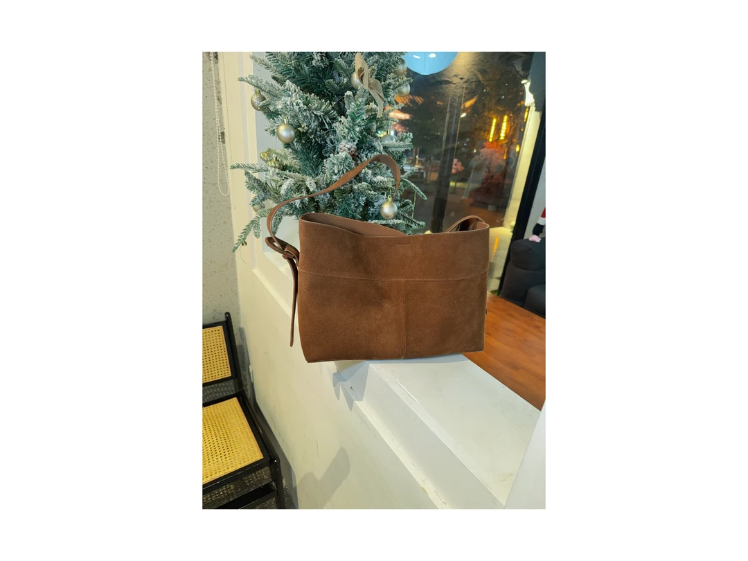 新款“私服托特包”888#P02006新款静奢老钱风大容量单肩托特包