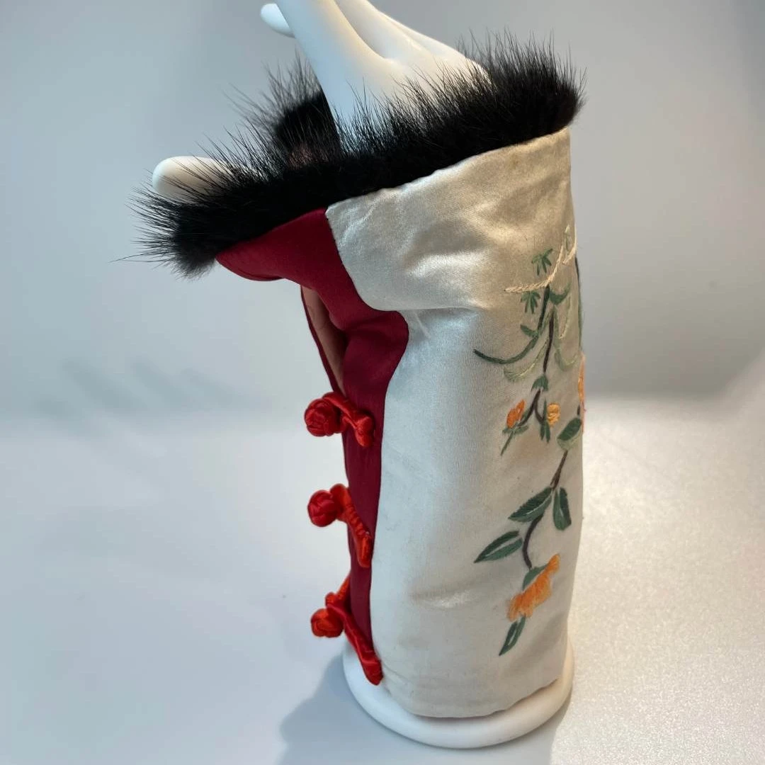 古苗疆2022秋季新品民族风纯手工刺绣手腕保护套 复古 百搭 男女