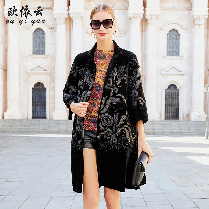 33695中老年秋冬外套女加绒加厚高贵洋气妈妈丝绒大衣显瘦2023新