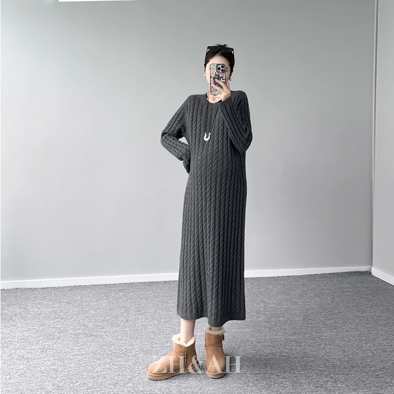 ZH&AH【云端冥想】冬季新款时尚气质百搭设计感孕期麻花毛衣连衣裙