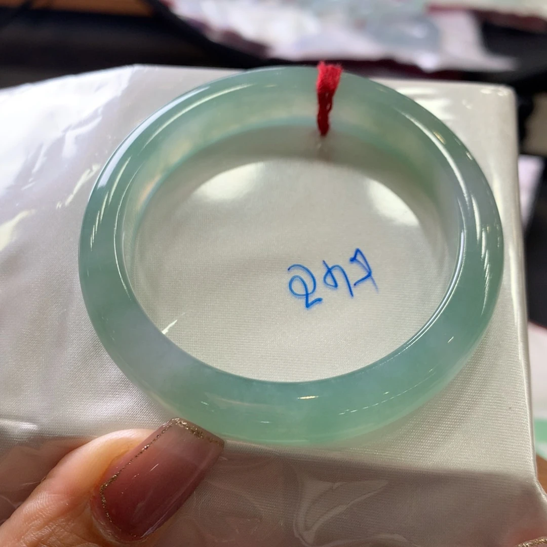 翡翠手镯未镶嵌54正