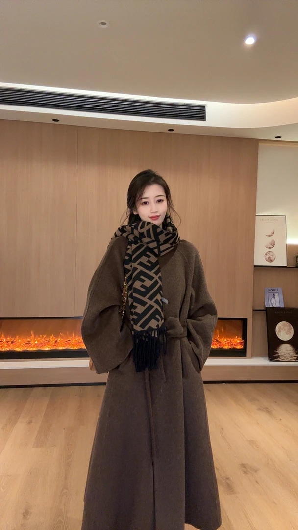 罗一一【C111647TZ】时尚新款百搭毛呢秋冬厚款大衣外套