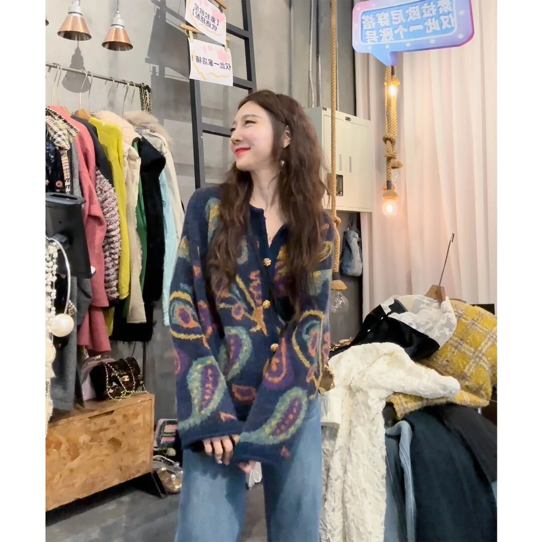 定制款法式古着卷边开衫慵懒复古撞色花毛衣