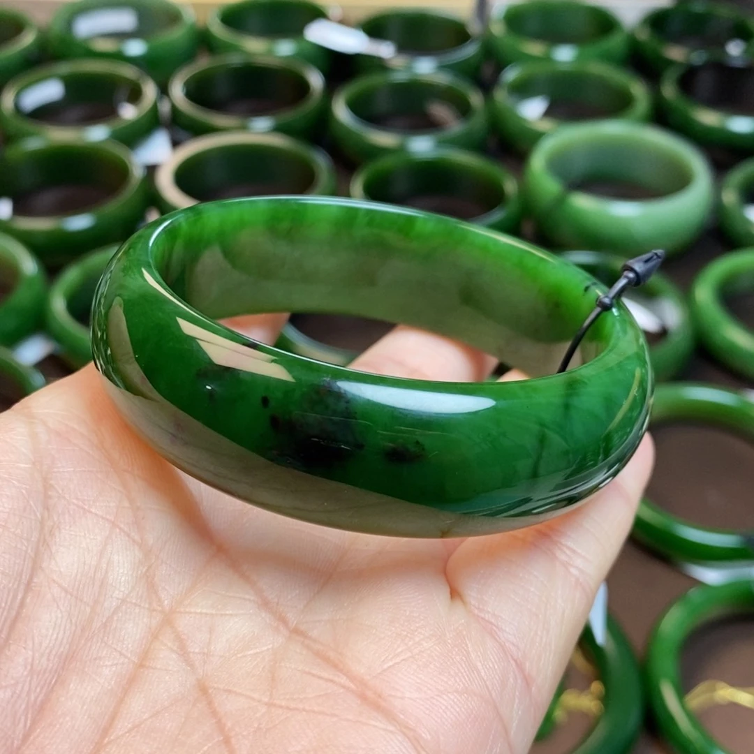 和田玉（碧玉）手镯未镶嵌