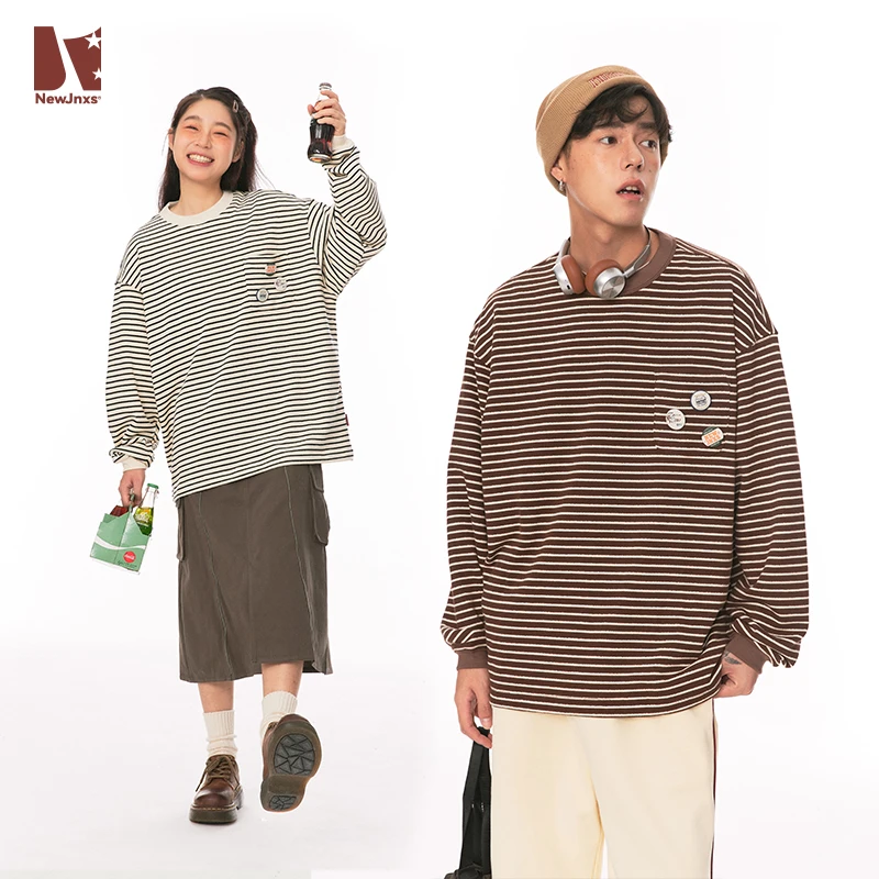 【刘维专属】江南先生美式复古徽章条纹圆领长袖T恤情侣JN33J08