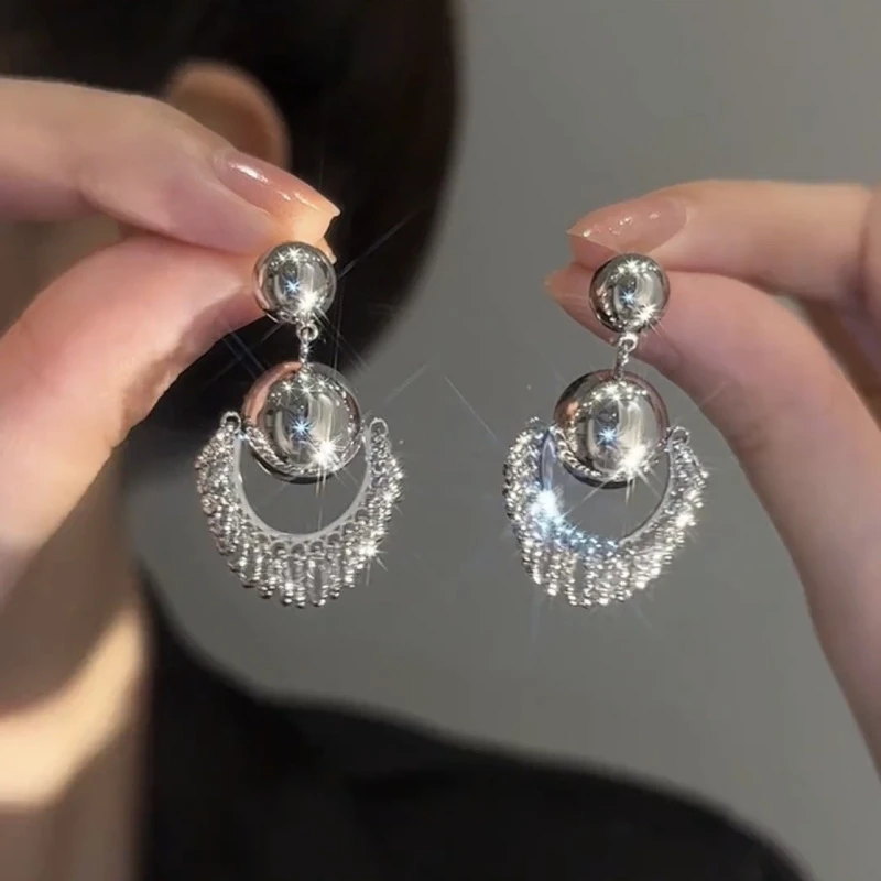 铜合金耳饰 161灵动圈圈高级轻奢圆脸显瘦耳坠铜珠耳饰23231215