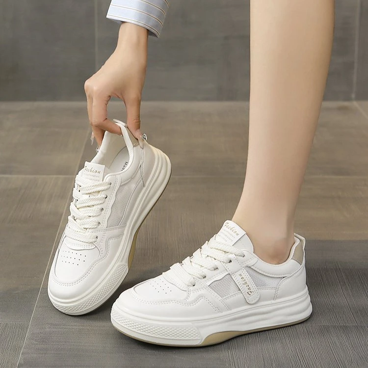小白鞋女百搭网面透气平厚底2024春夏薄新款爆休闲老爹运动板