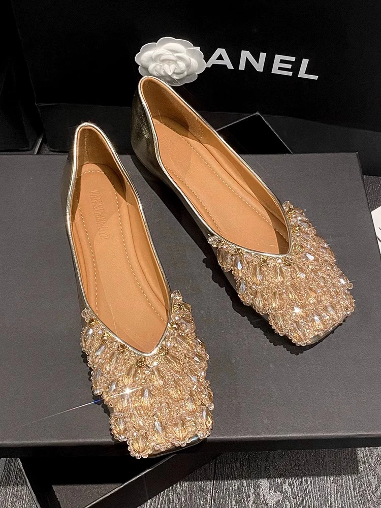 啄木鸟百搭法式方头水钻单鞋2025新款春季瓢鞋平底软皮豆豆鞋软底