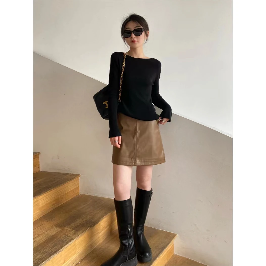 小静折扣~N1225L   纽扣腰袢防走光内衬PU皮短裙（卡码不拍大）