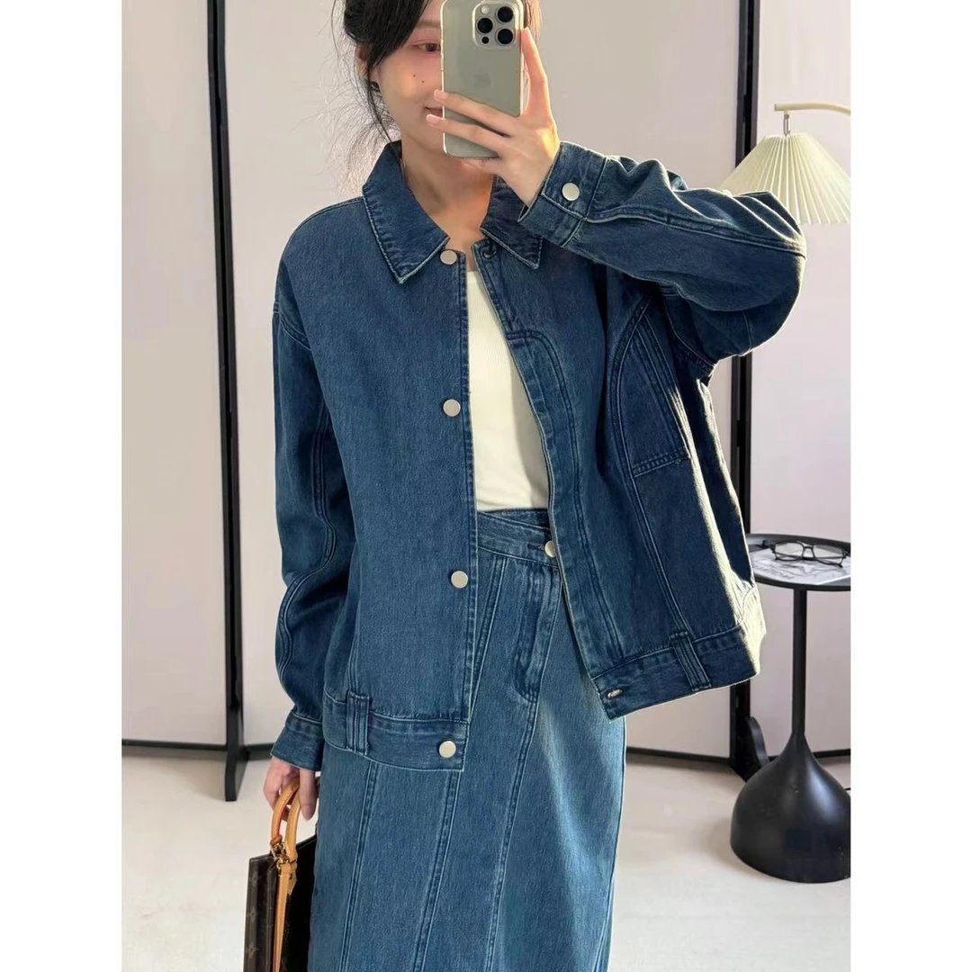 小静折扣~A636P   翻领多片弧形分割拼接宽松牛仔外套 （卡码拍大）