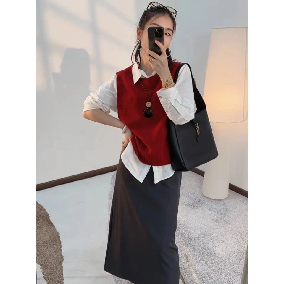 P398Q    V领软糯绞花扭花叠穿减龄针织马甲 （衣长55（80-140斤）