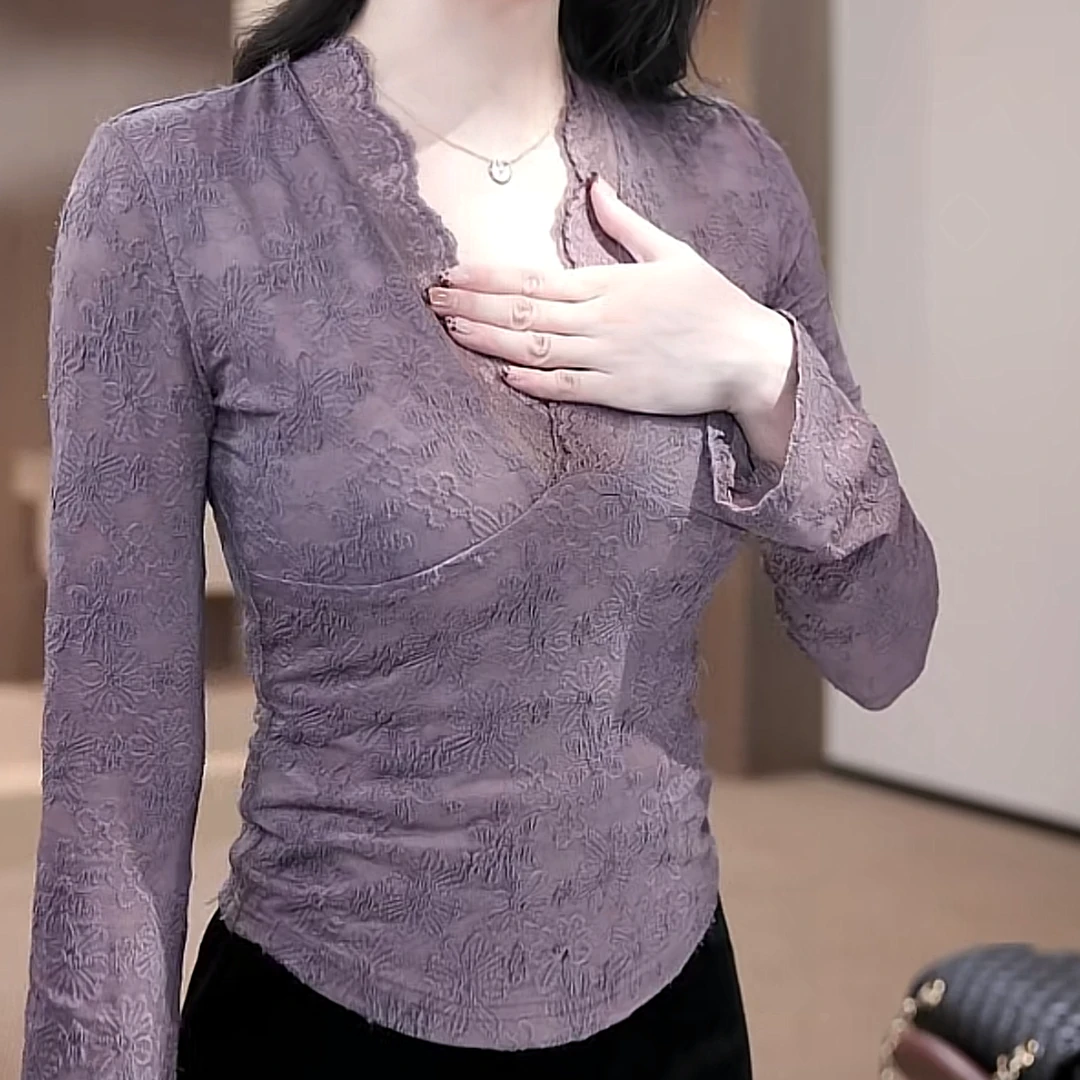 蕾丝V领长袖T恤女秋冬内搭时尚气质修身显瘦性感打底衫上衣-11830