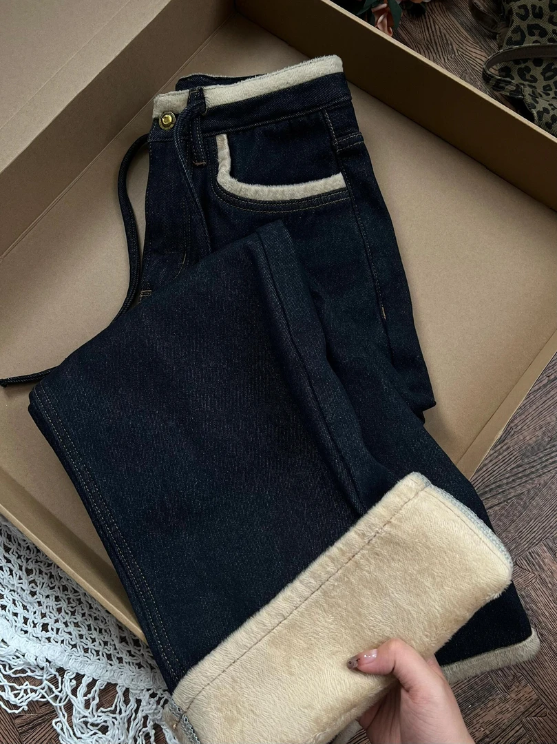 微胖mm深色加绒阔腿牛仔裤女秋冬款2025新款高腰宽松小个子直筒裤