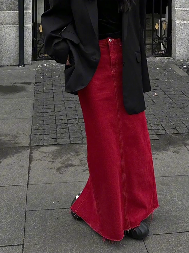 微胖mm复古红色后开叉牛仔裙女夏季2024新款半身裙A字毛边包臀裙