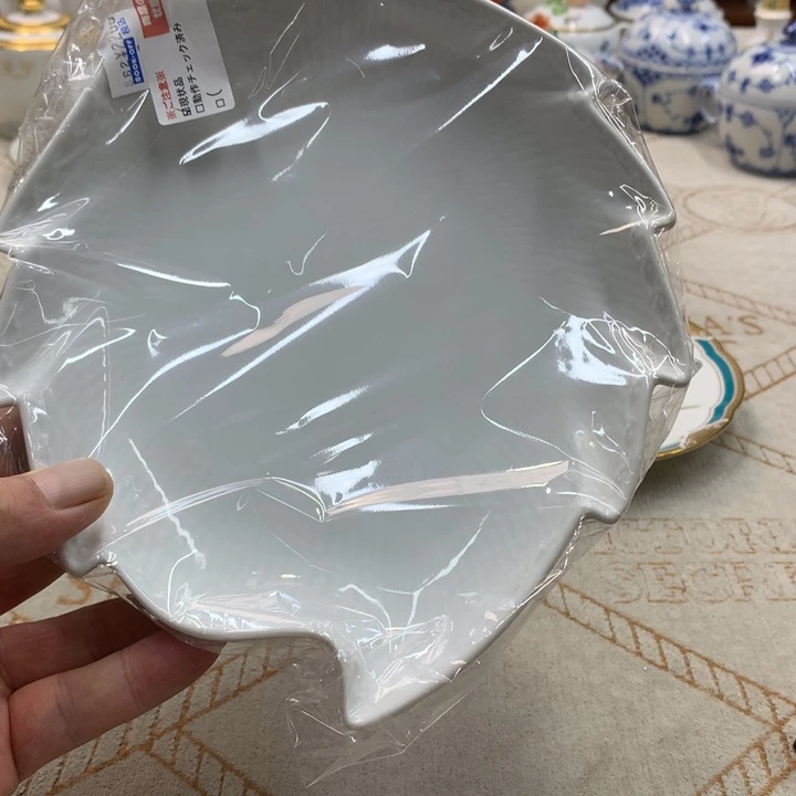 摆件隐隐约约记得