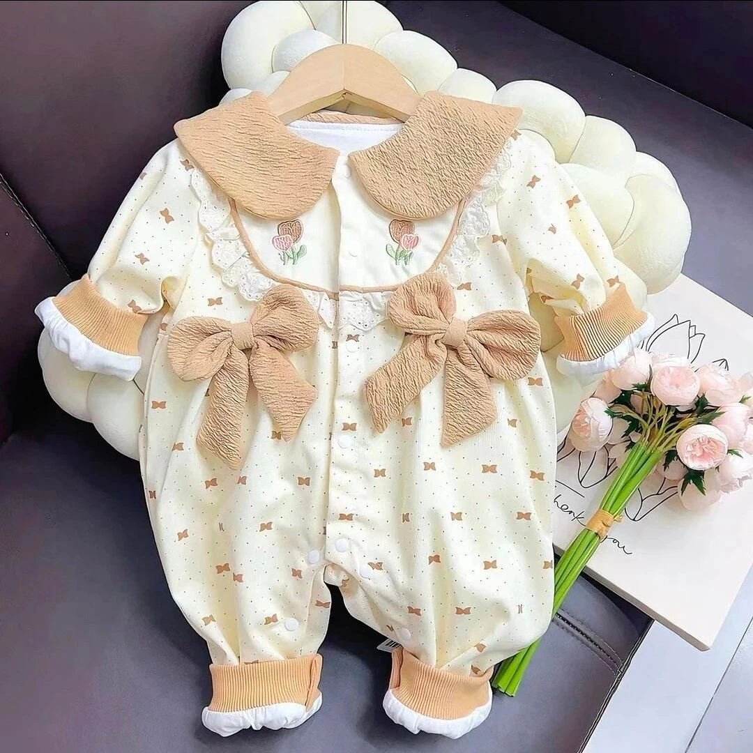 2024新款婴儿秋季连体衣女宝宝秋装新生儿衣服春秋款长袖外出哈衣