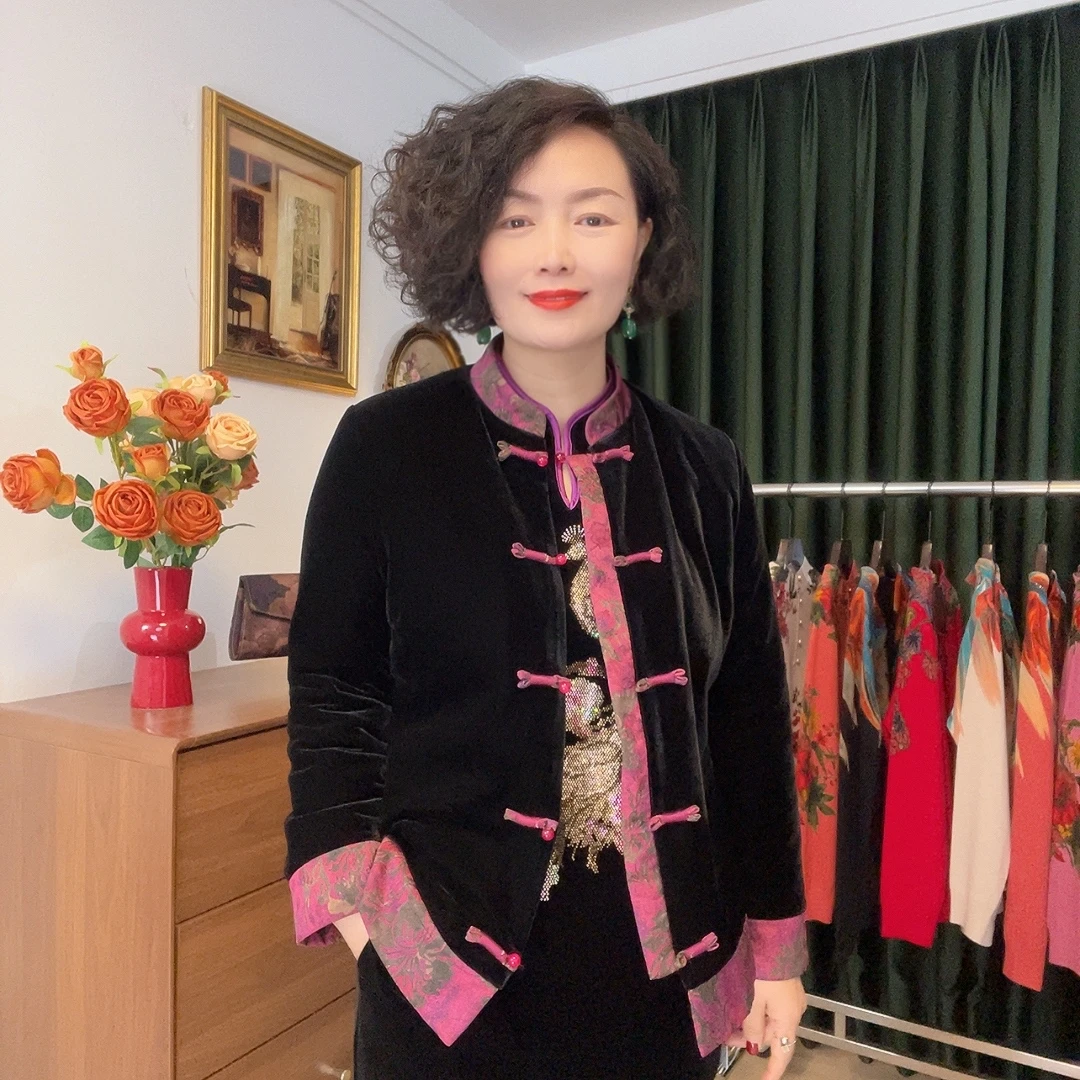 【悦丽】新中式鱼尾盘扣短款丝绒棉服2