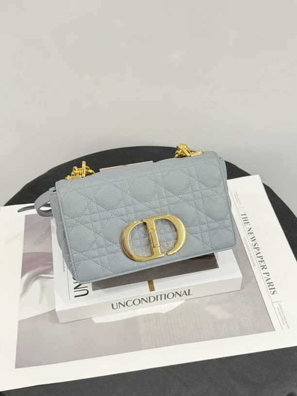 99新 DIOR/迪奥 caro云雾蓝小号肩包 大全套 拍下送中检