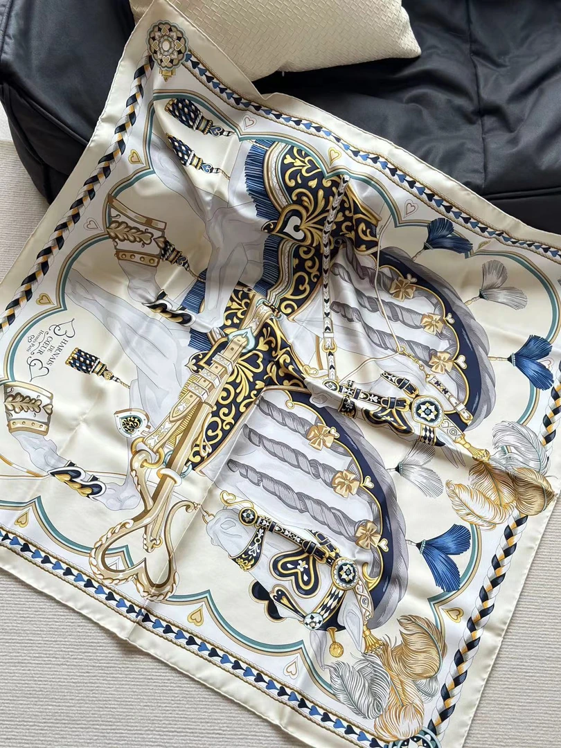 全新未使用 Hermes/爱马仕 24年新品 方巾90✖️90 拍下送中检