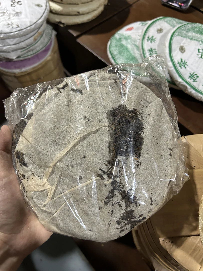 白纸饼  357克/饼  生茶  以实物为准