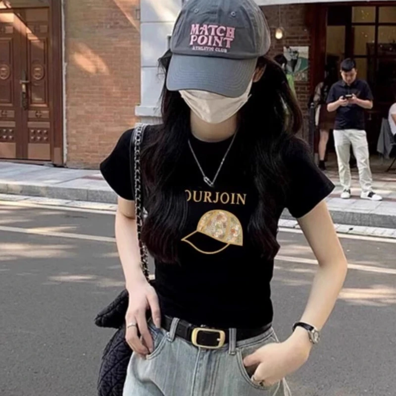 2025夏季新款美式设计感黑色正肩短袖T恤女印花修身短款上衣