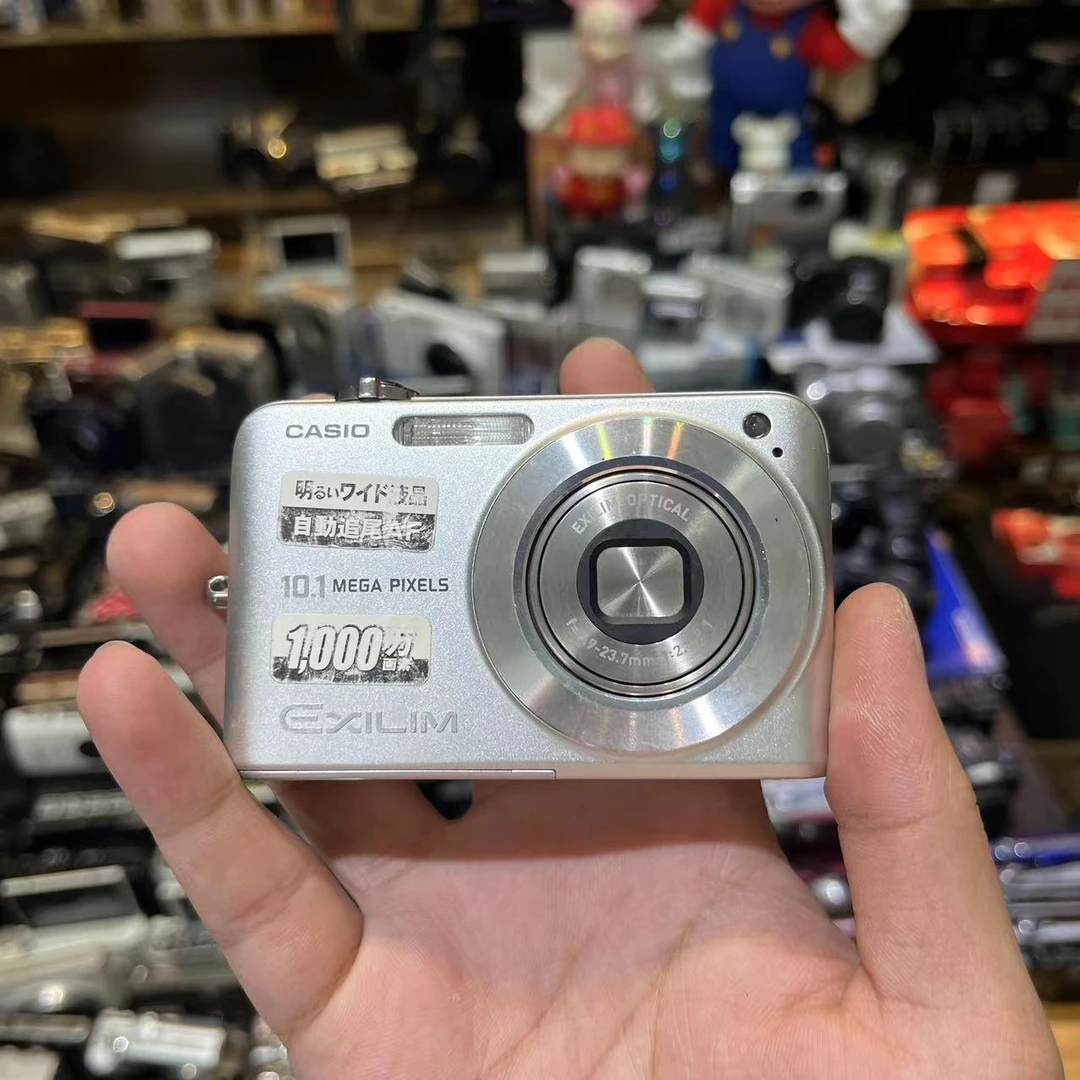 95新 Casio/卡西欧 卡西欧z1050小长焦数码相机 配件齐全