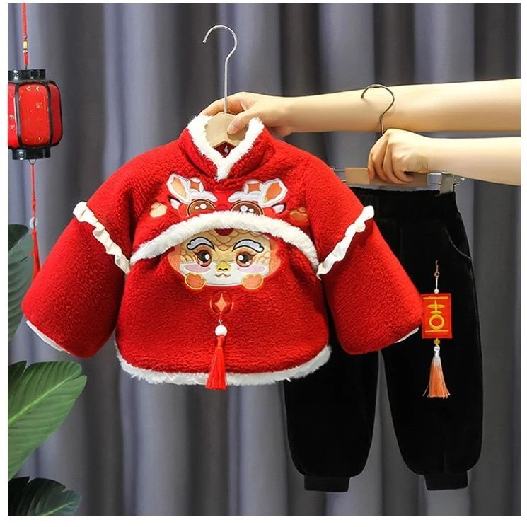 巴拉甄选女童冬装汉服宝宝套装2024冬季拜年儿童新款中国新年唐装