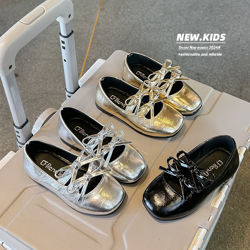 女童鞋公主鞋2024秋季新款韩版软底儿童方头鞋银色小皮鞋软底9818