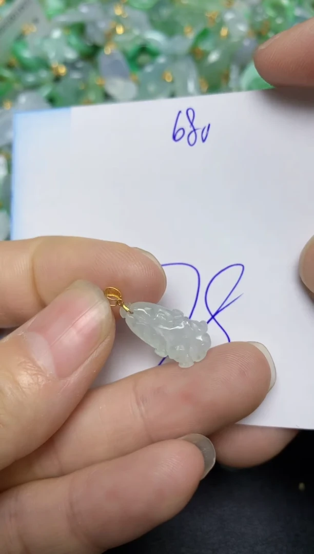 【闪购商品】翡翠颈饰18K金镶嵌    天然翡翠A货